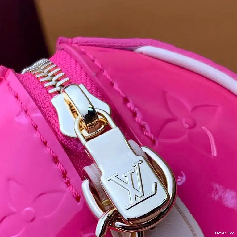Fashion Reps LV 2410YA0038 Bags 0528